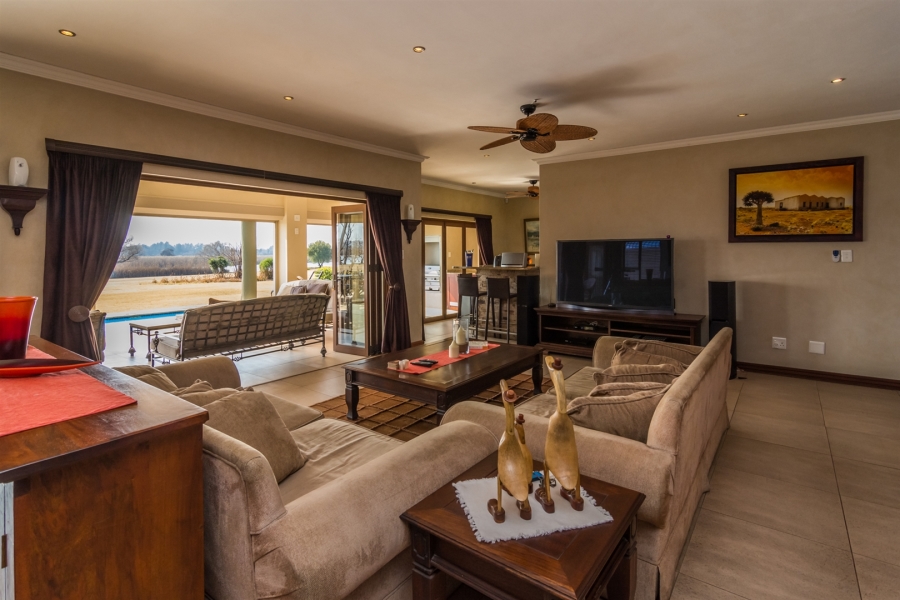 4 Bedroom Property for Sale in Club Milos Estate Free State